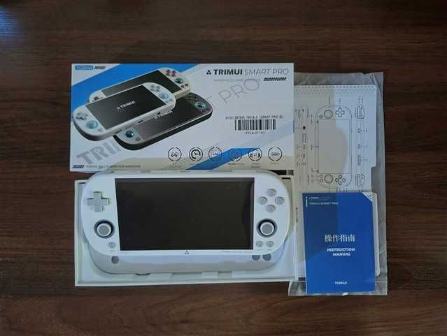 Игровая приставка Trimui Smart Pro White TG5040 Игровая приставка Trimui Smart Pro White TG5040