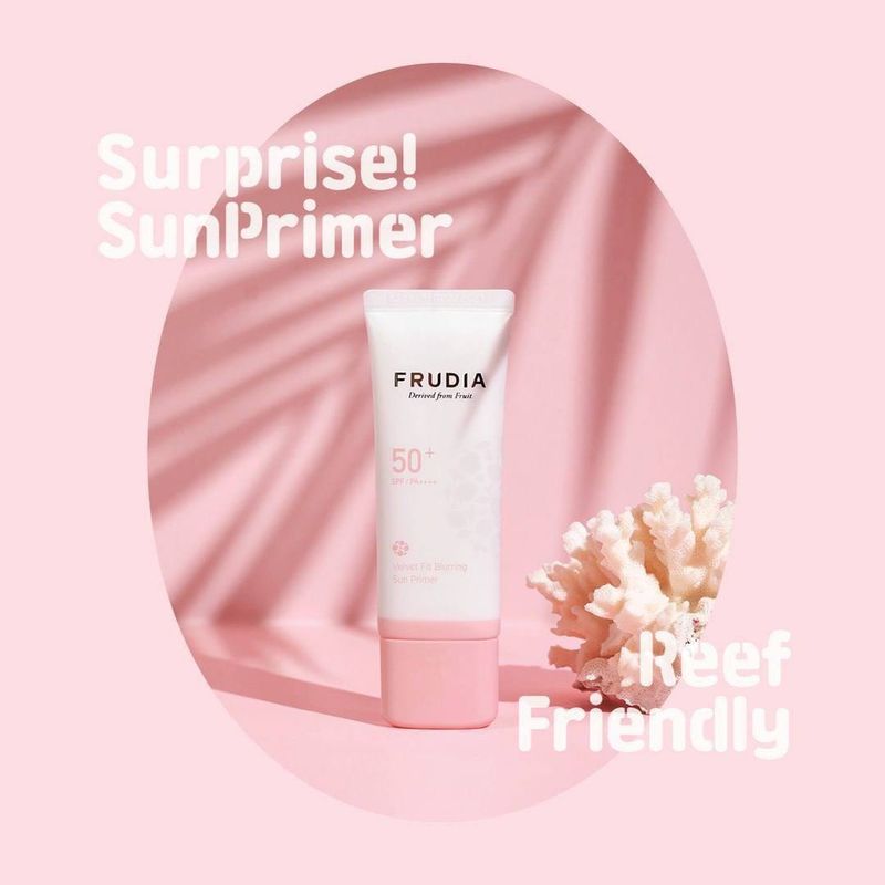 Матирующий солнцезащитный праймер Frudia Velvet Fit Blurring Sun Primer SPF50+ PA+++