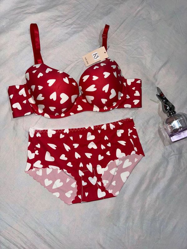 pijama va ichki kiyimlar sotamiz pijama va ichki kiyimlar sotamiz