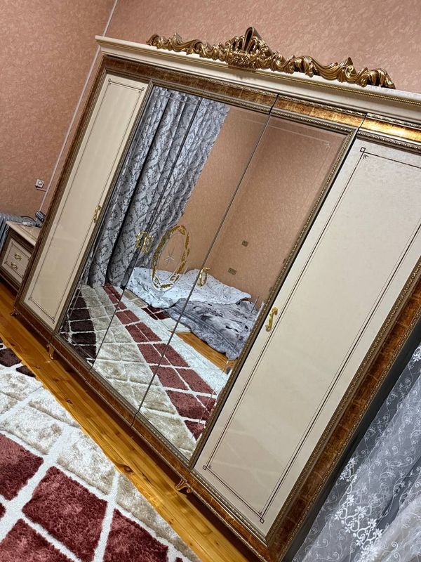 Spalniy mebel italiya xolati zo'r Spalniy mebel italiya xolati zo'r