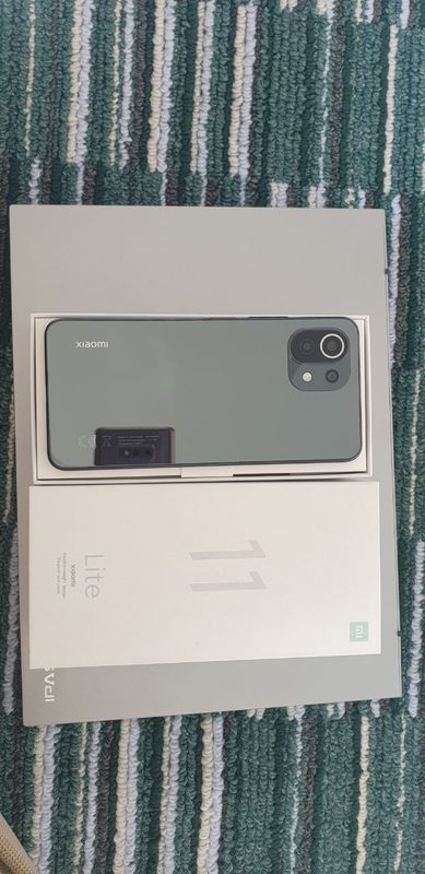 Xiaomi 11 lite 8/128
