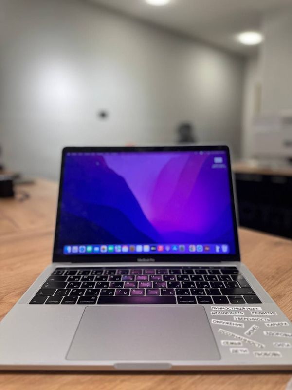 MacBook Pro 13-inch (2016( MacBook Pro 13-inch (2016(