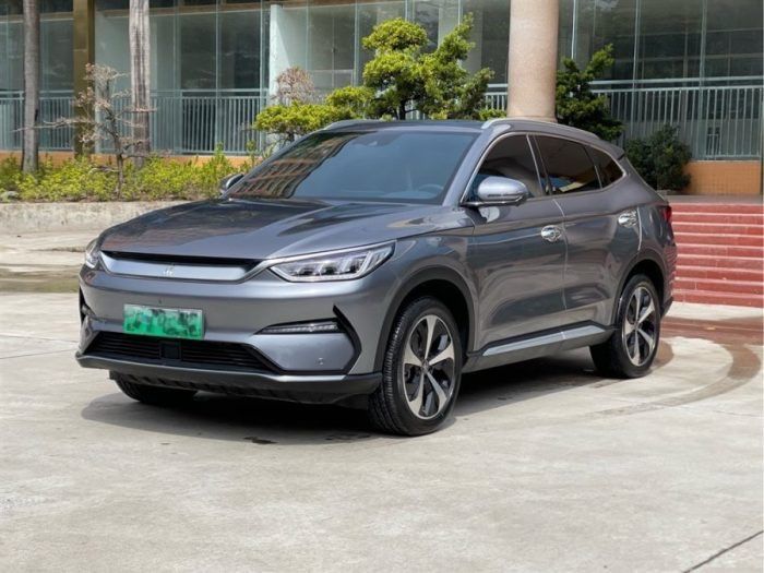 BYD Song plus flagship 2022 naqd nalichyada