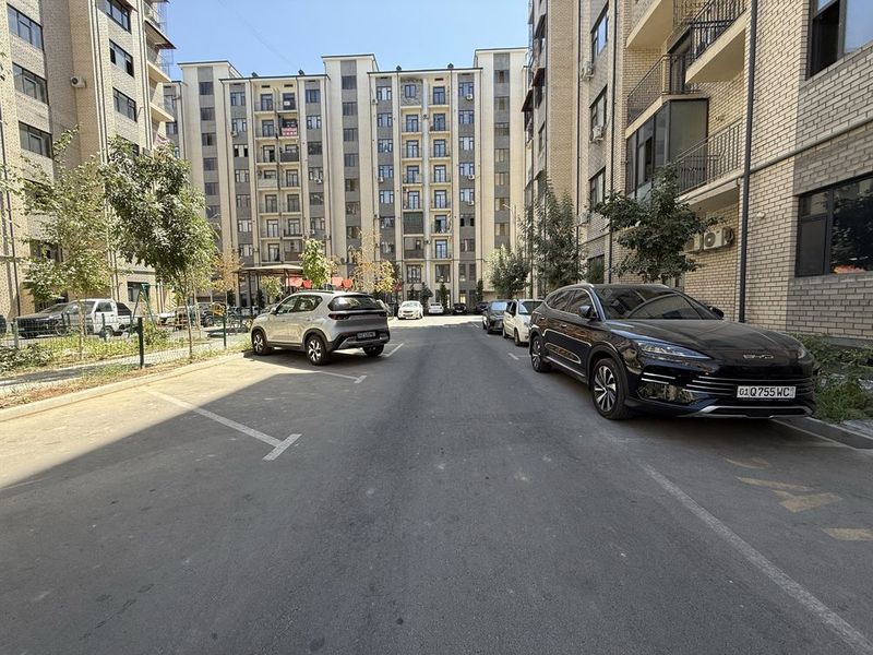Срочная продажа офиса ул Махтумкули 130м2 Цоколь вторая линия Срочная продажа офиса ул Махтумкули 130м2 Цоколь вторая линия