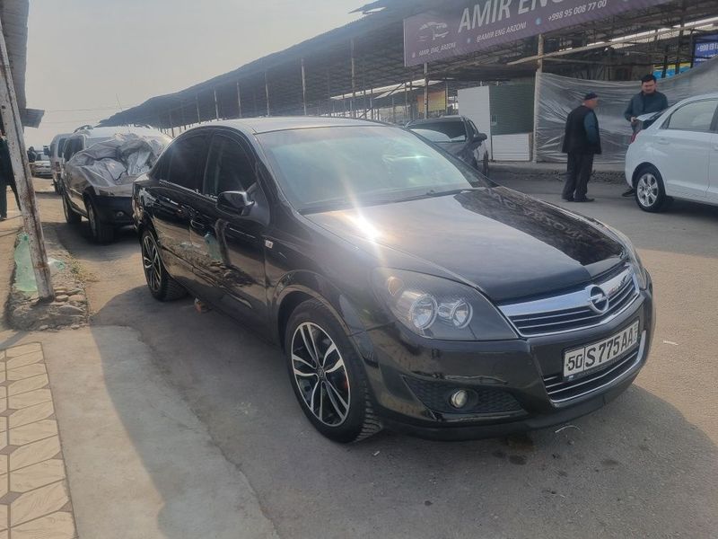 Сотилади наманганда радной краска олган инсон маза килиб минади