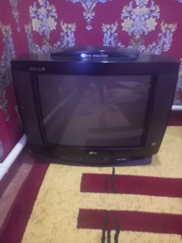 LG televizor ishlaydi