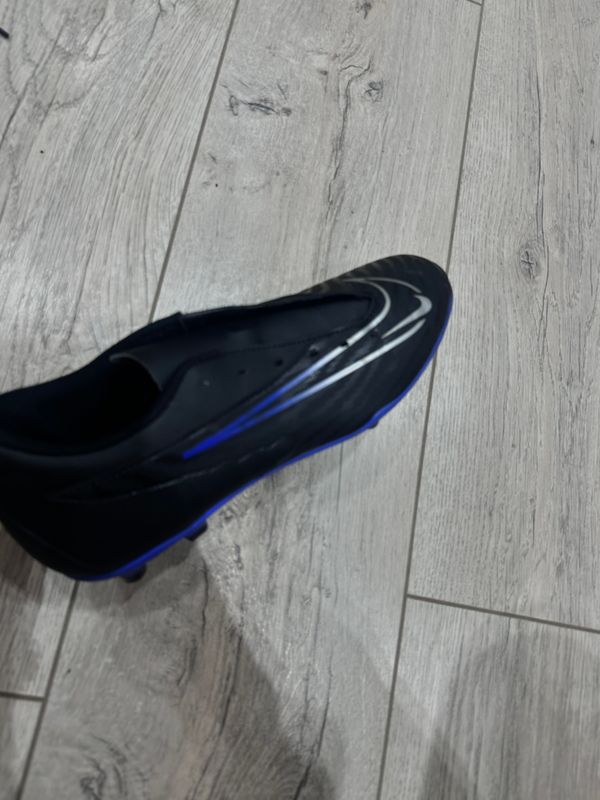 бутсы Nike Phantom GX бутсы Nike Phantom GX