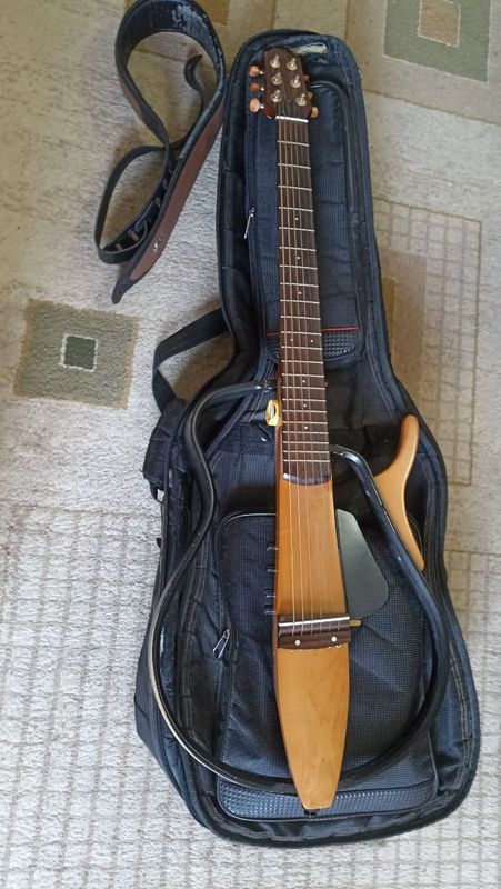 Yamaha silent 110 sotaman Yamaha silent 110 sotaman