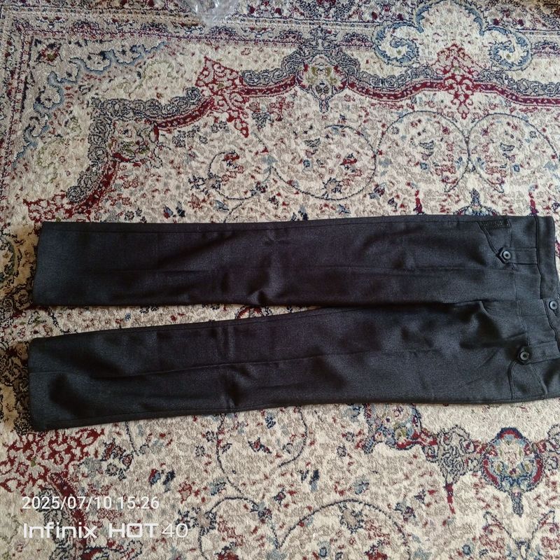 Yengidey shim 1 marta kiyib koʻrgan .