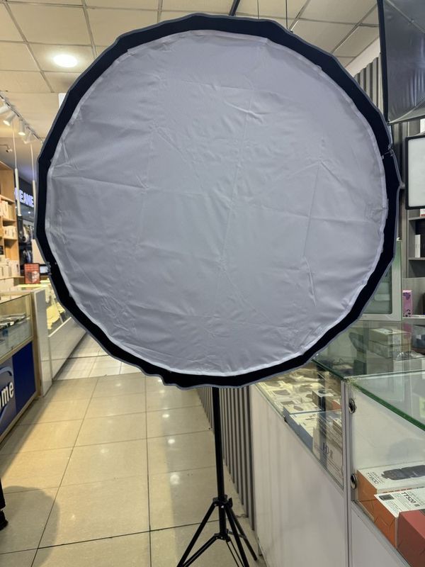 Softbox +200 w bi color + 2.8 metr shtativ