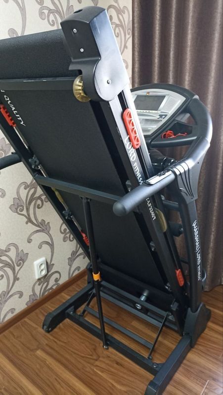 Беговая дорожка "LORD fitness"