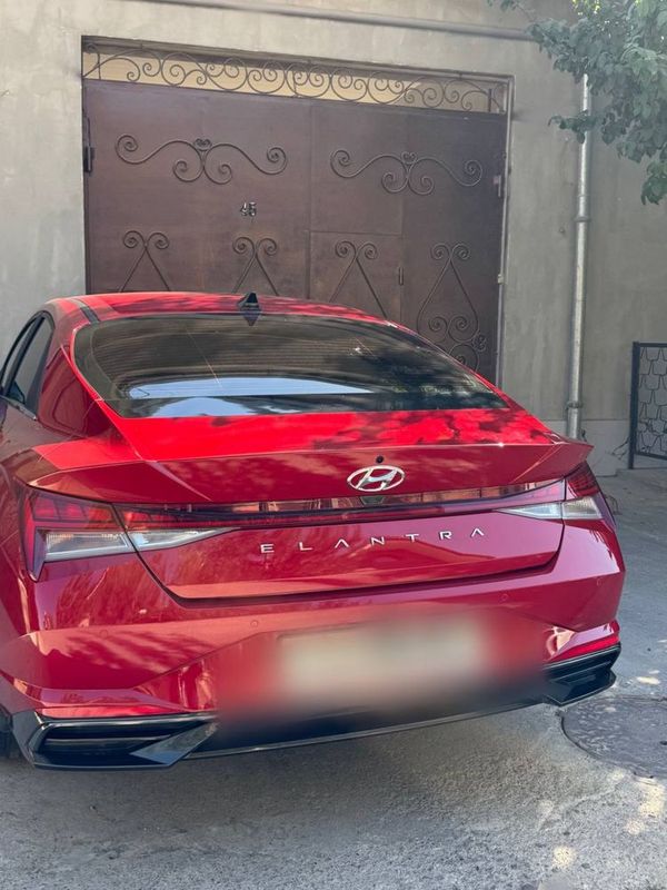 Продаётся Hyundai Elantra Продаётся Hyundai Elantra