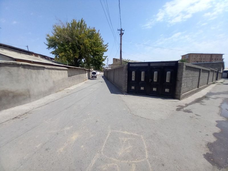 Участка сотилади
