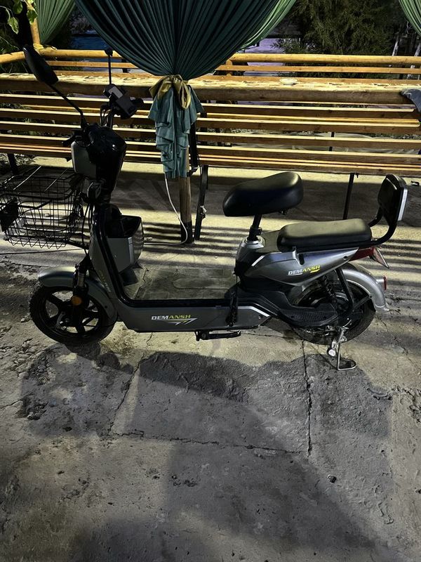 Sukuter 18+ 220$