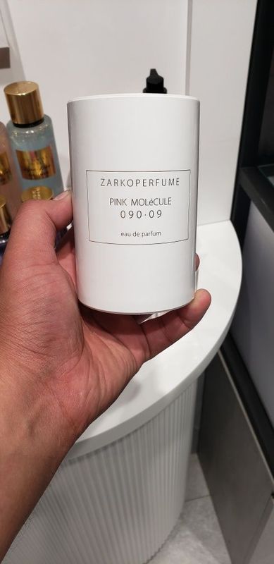 ZARKOPARFUM pink molecula 090.09 eau de parfum