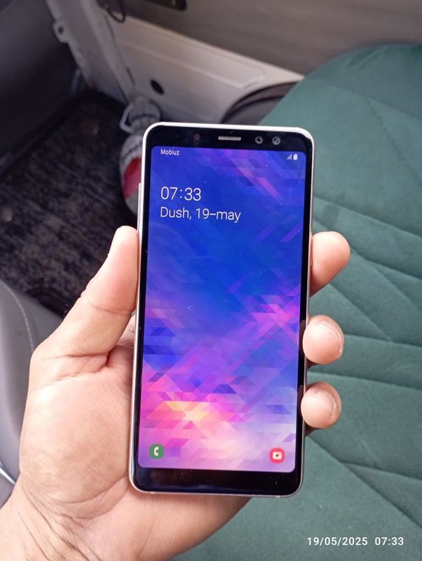 Samsung a8 sotiladi Samsung a8 sotiladi