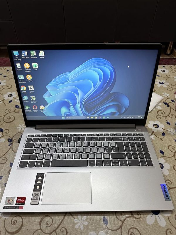 Lenovo 8/256 ATHLON