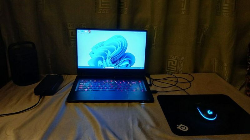MSI GS65 Stealth 8Se MSI GS65 Stealth 8Se