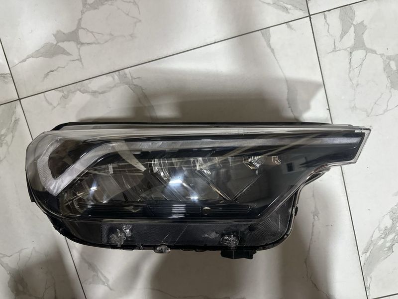 Kia Sonet RH b/u Kia Sonet RH b/u