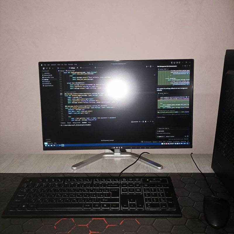Dona/Optom 10 ta bir xil kompyuterlar sotiladi