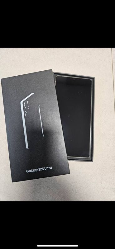 Samsung S 25 Ultra 12/512 Titanium