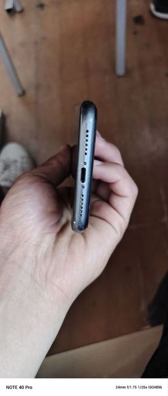 Iphone 11 sotiladi srochna Iphone 11 sotiladi srochna