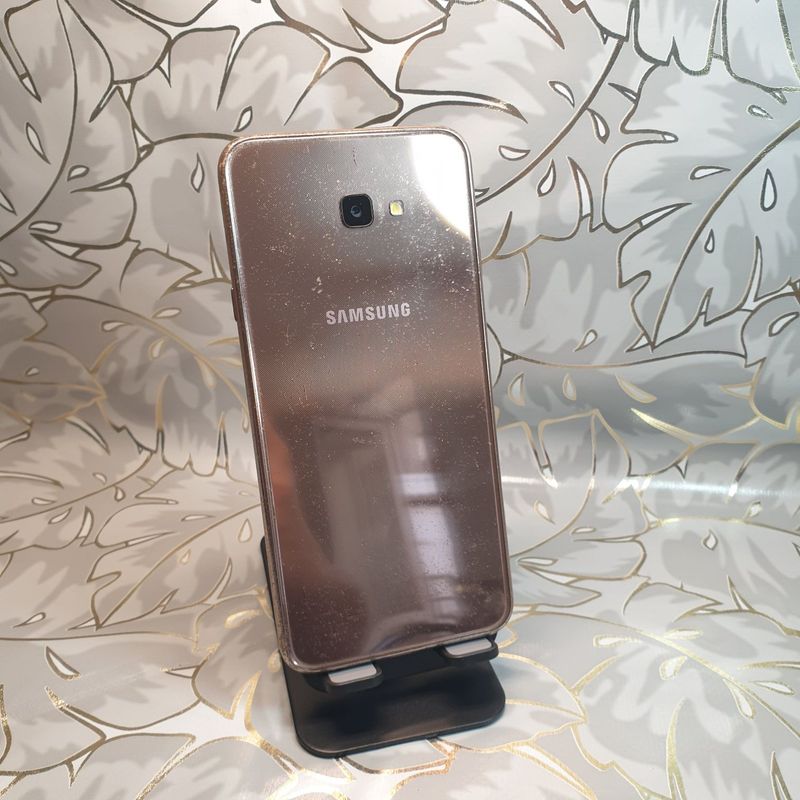 Samsung J4 srochna sotiladi