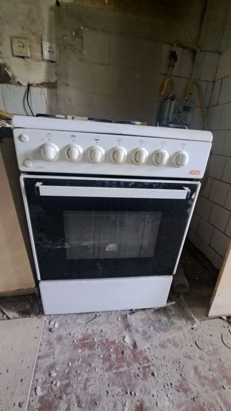 ARTEL gaz plita b/u sotiladi ARTEL gaz plita b/u sotiladi