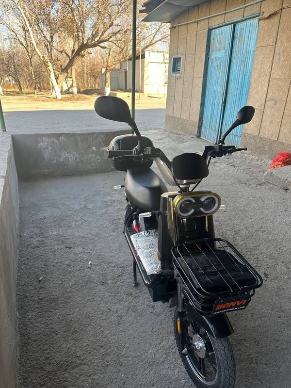 BONVI scooter mapet