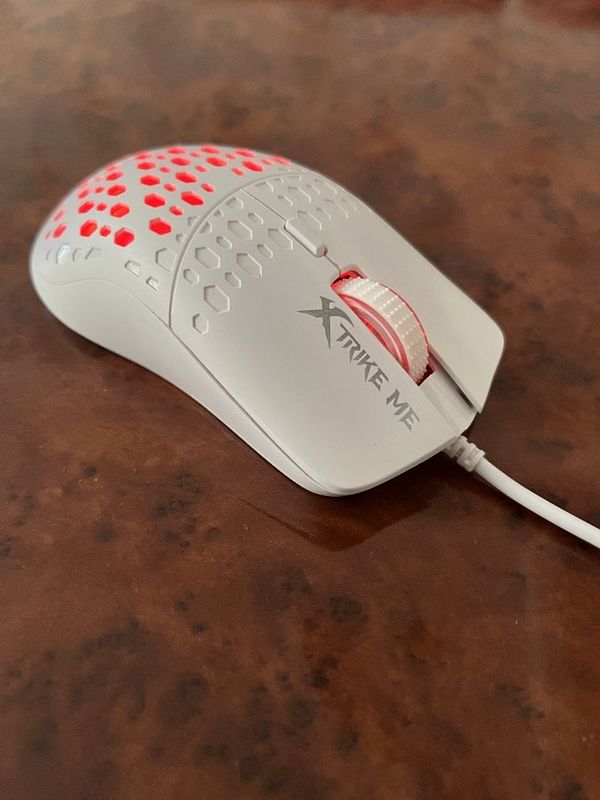 Игровоя Мишка для компьютера Игровоя Мишка для компьютера