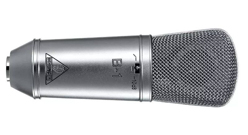 звуковая карта и микрофон BEHRINGER