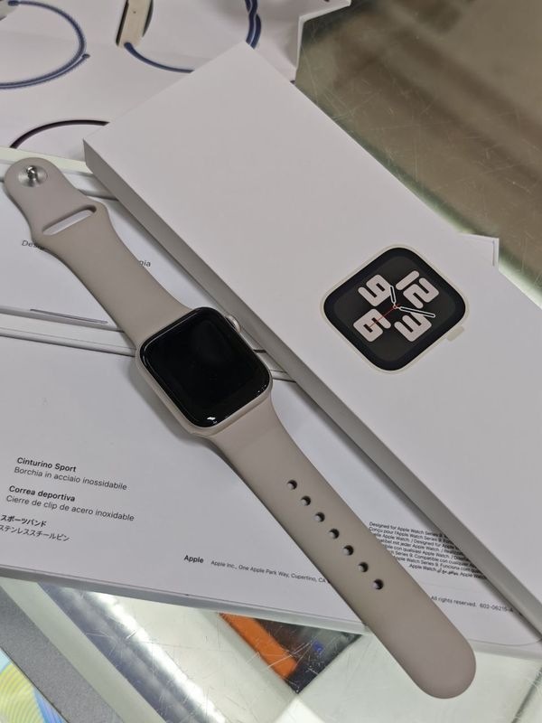 Apple Watch SE 2 40mm starlight идеал
