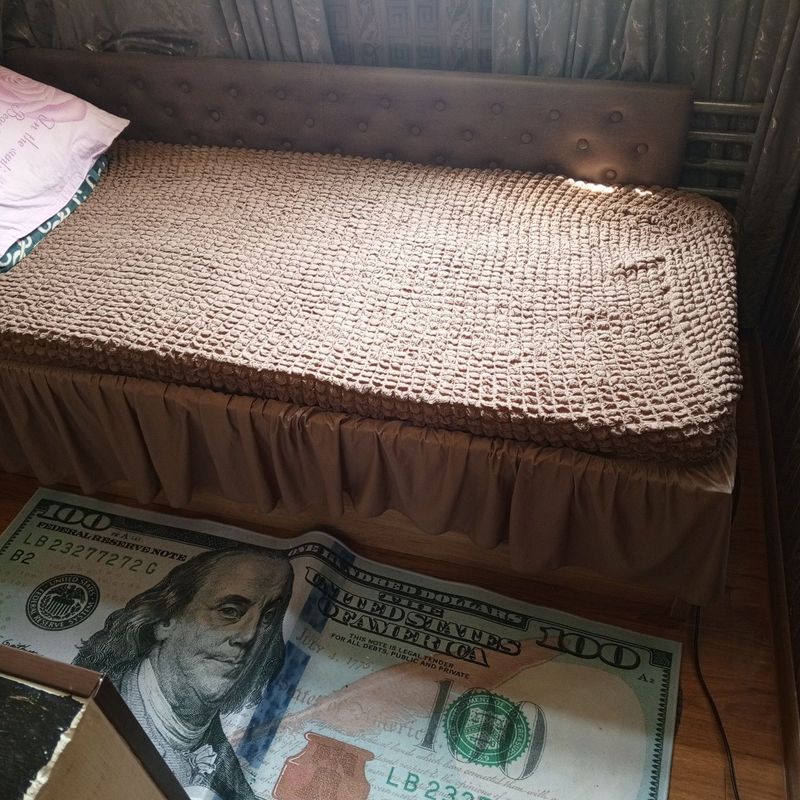 Продается 2 одинаковые кровати