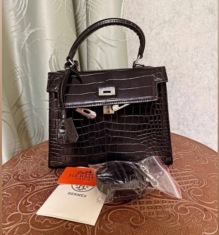 Женская сумка Hermes Женская сумка Hermes