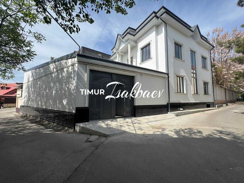 Академгородок Дом 2,6 сотки | 6 ком | 350 м2 Академгородок Дом 2,6 сотки | 6 ком | 350 м2