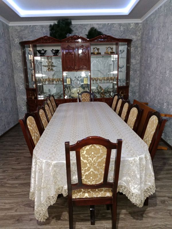 стол стул,стенка