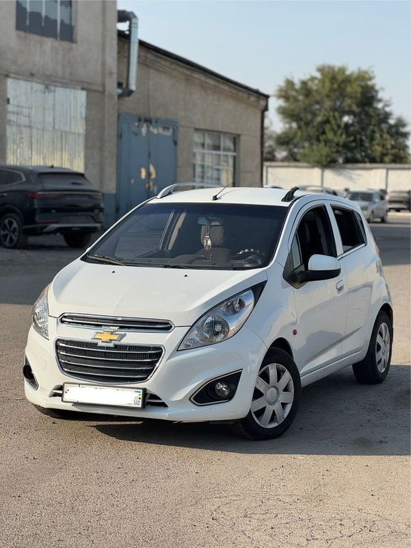 Spark 2011 mexanika gaz yoq