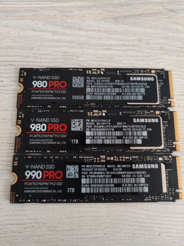 Samsung 980 Pro , 990 Pro