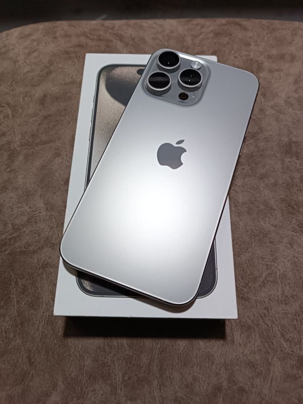 iPhone 15 Pro Max 256GB iPhone 15 Pro Max 256GB