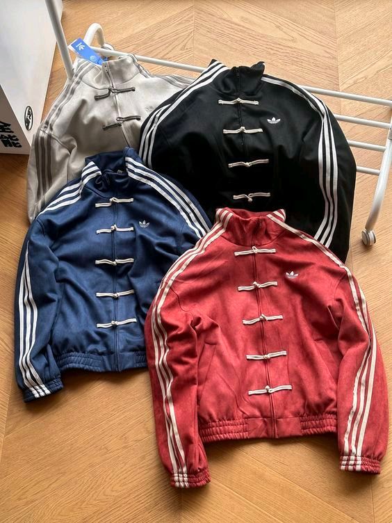трендовая ветровка adidas трендовая ветровка adidas