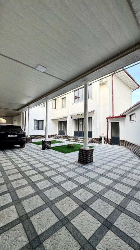 Evro Dom. Eshonguzarda. Bilmaganlaga Bektopi, Abu sahiy, Ipodrom yaqin Evro Dom. Eshonguzarda. Bilmaganlaga Bektopi, Abu sahiy, Ipodrom yaqin