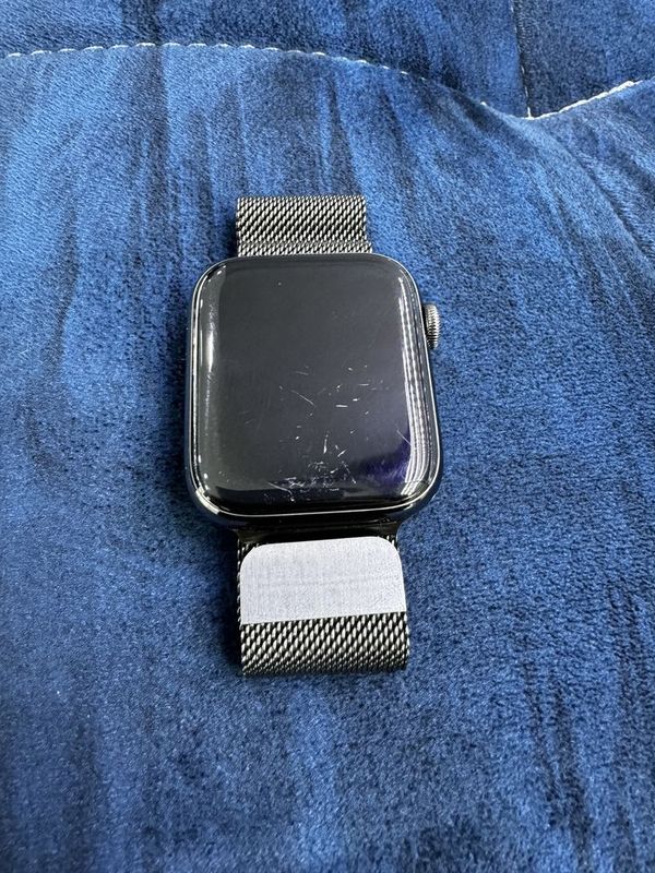 Apple Watch 6 44m Milanese Loop + LTE ( Graphite |