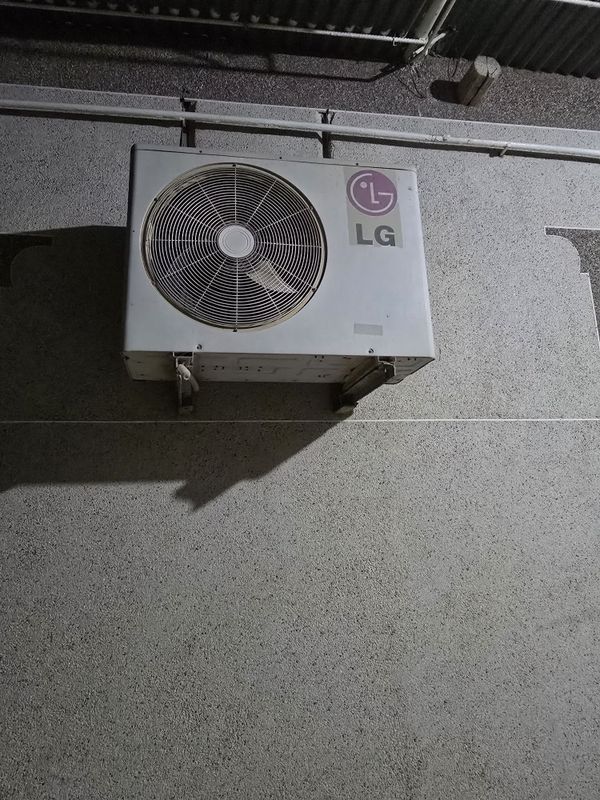 Кондиционер LG 18 Кондиционер LG 18