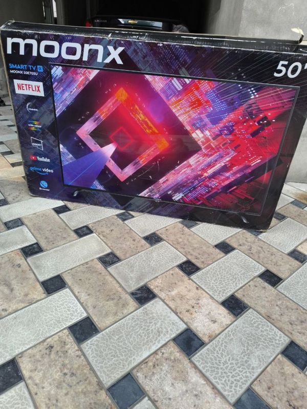 moonx Smart TV 50 tali moonx Smart TV 50 tali