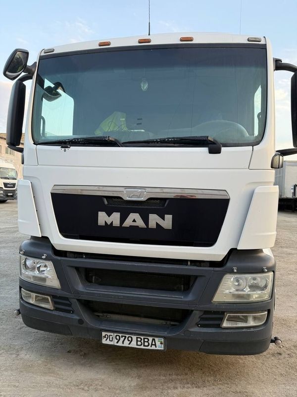 MAN TGS. 360. 2013. Йил механика 1300 литр. бак MAN TGS. 360. 2013. Йил механика 1300 литр. бак
