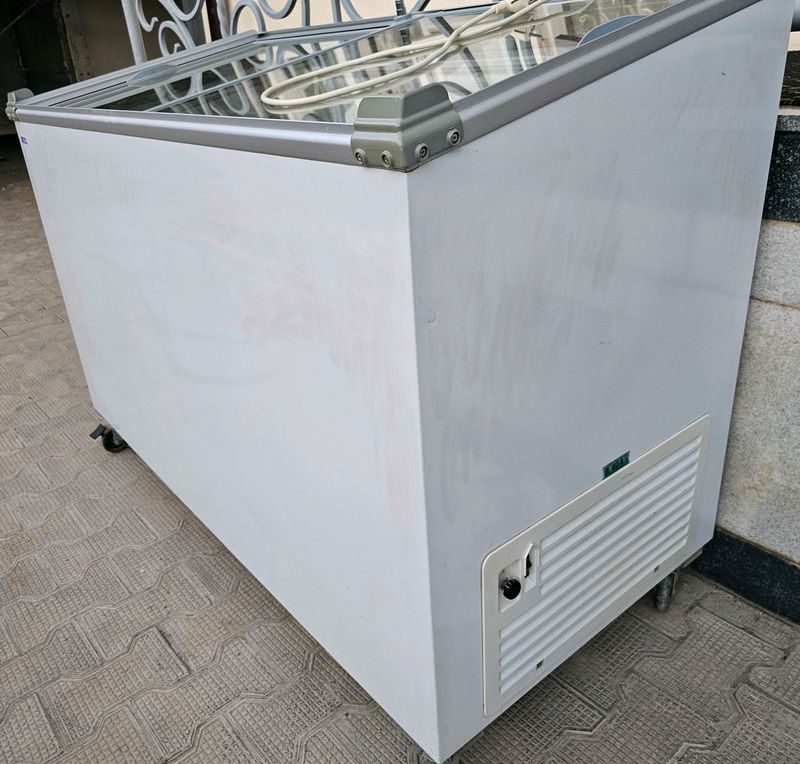 Морозилка от производителя UGUR (Турция) Морозилка от производителя UGUR (Турция)