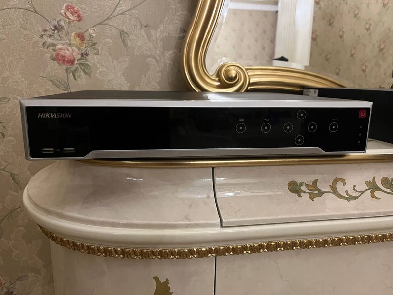 Hikvision DS-7716NI-K4 (16 канал) + 12TB HDD в подарок
