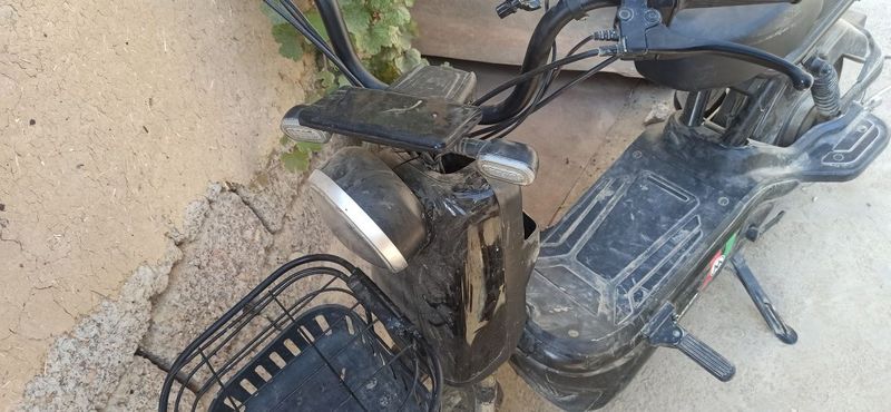 Skutter sotiladi Skutter sotiladi