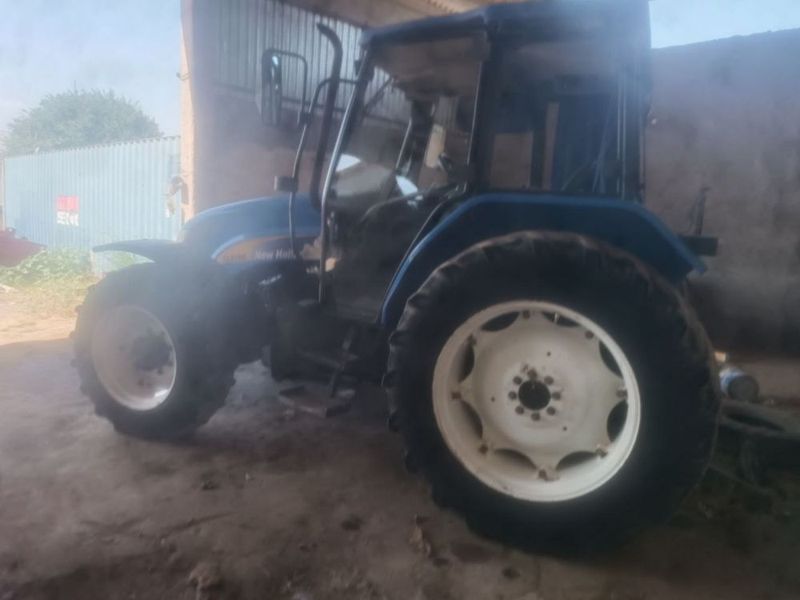 New Holland TL 5060