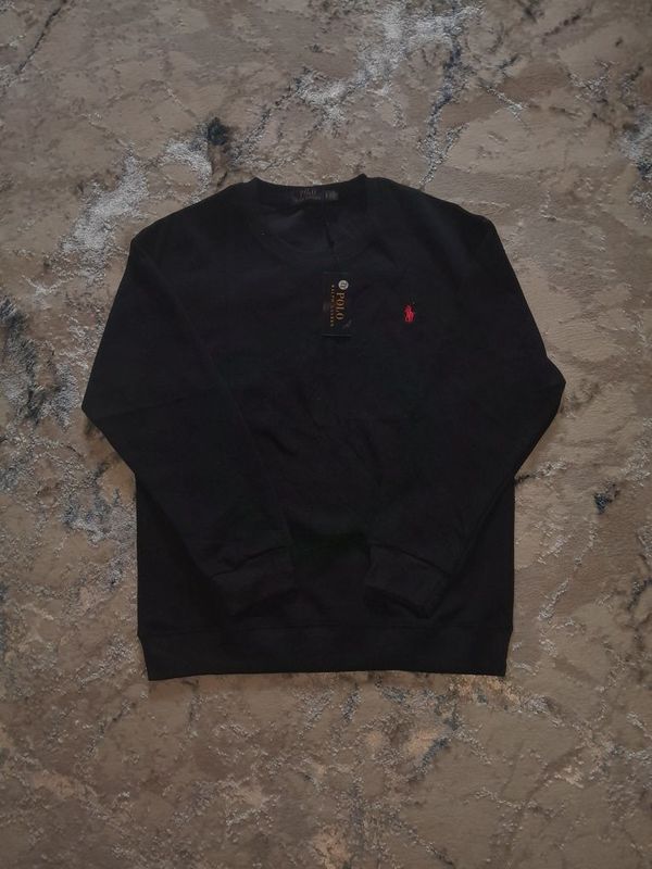 В наличии Polo свитер